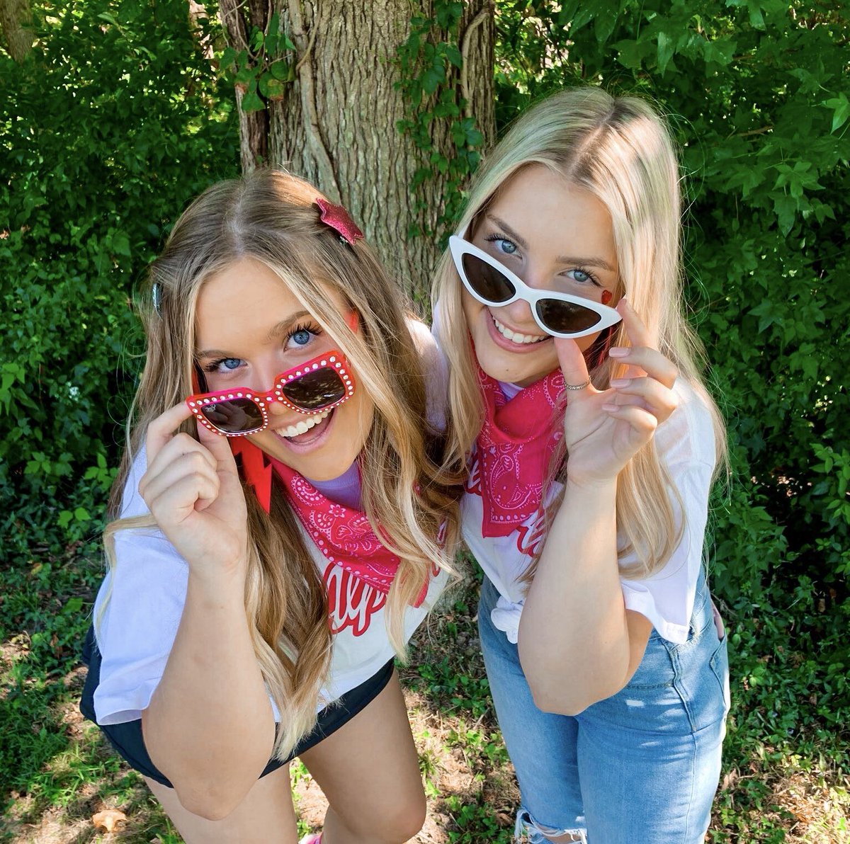 Welcome to Alpha Phi, Delta Psi pledge class! We are so happy you ran home to us!💗