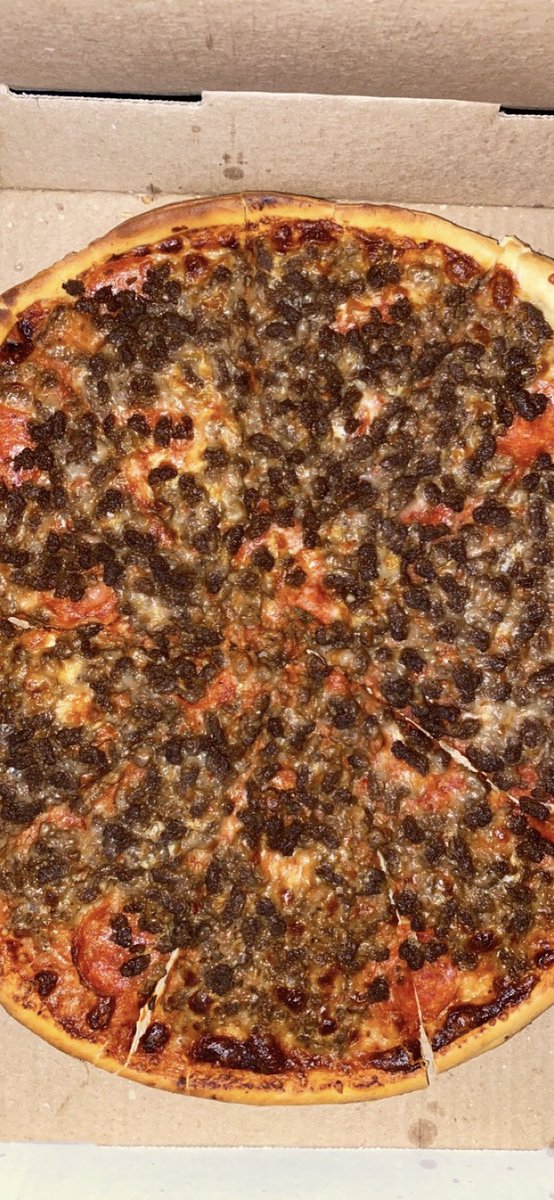 ls_ugirl's tweet photo. It’s a Pizza Shack kinda night tonight. Took the night off from cooking!💁‍♀️🤪 #CajunPizza #PizzaShack https://t.co/v6fUvdYtHA