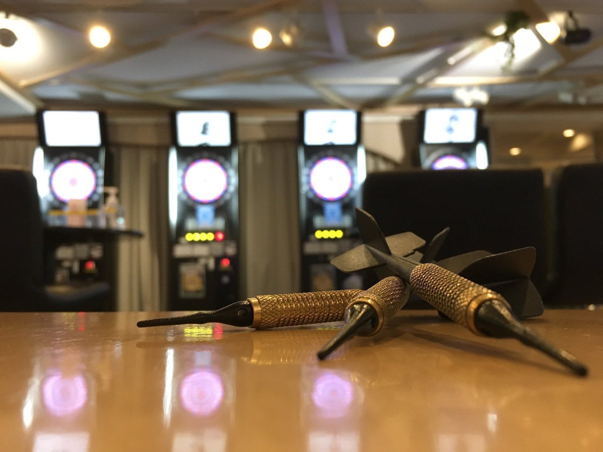 タイトーステーション 池袋西口店 Megarage池袋には 終日 投げ放題のプランがございます 1時間 400 2時間 800 3時間 1000 でご利用いただけます チャージ料 オーダー制等 一切ございませんのでお気軽にご利用下さい Darts ダーツ ダーツバー