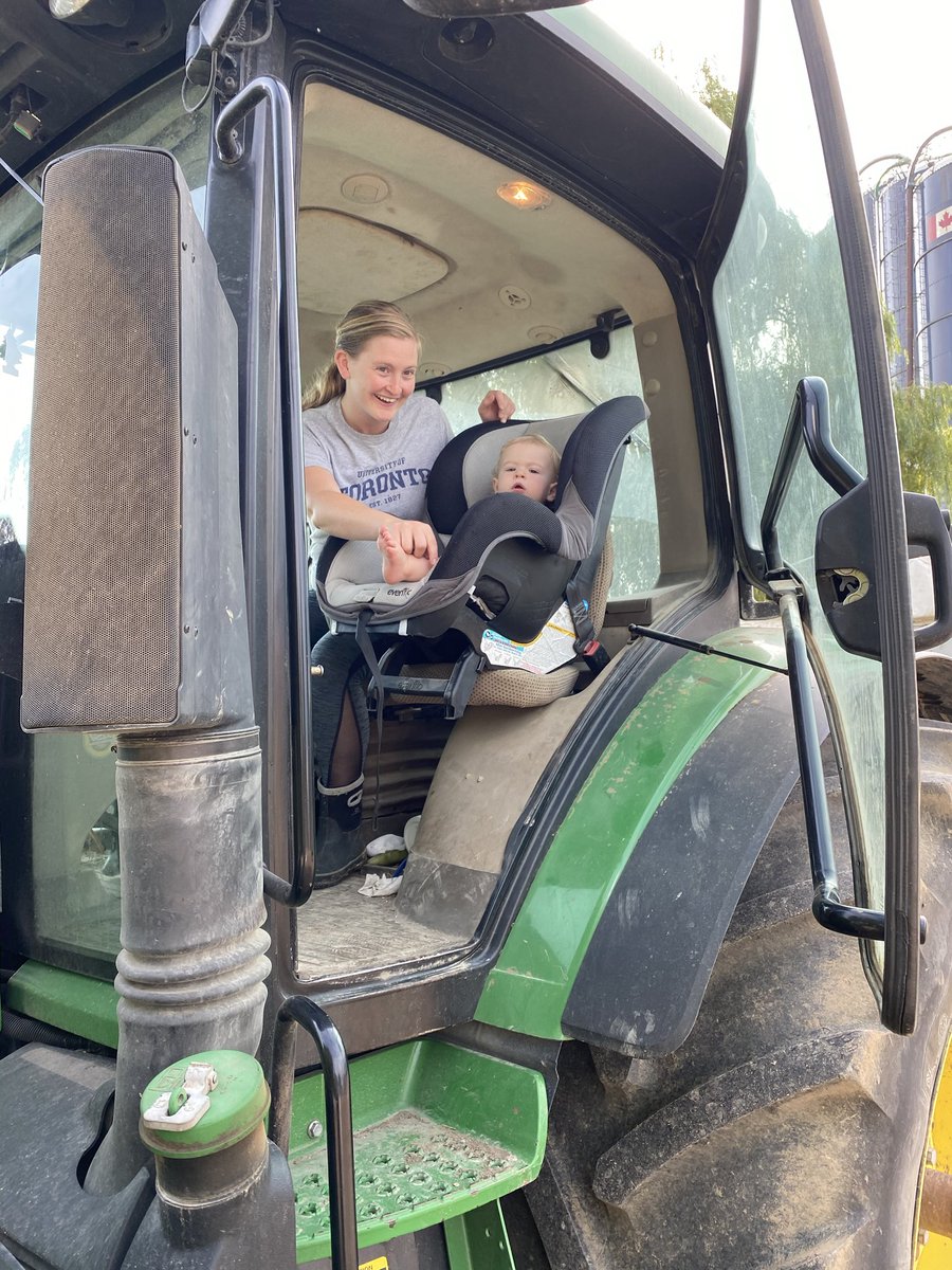 BoersenRoger's tweet image. Remy’s first tractor day. Definitely not Krista’s first