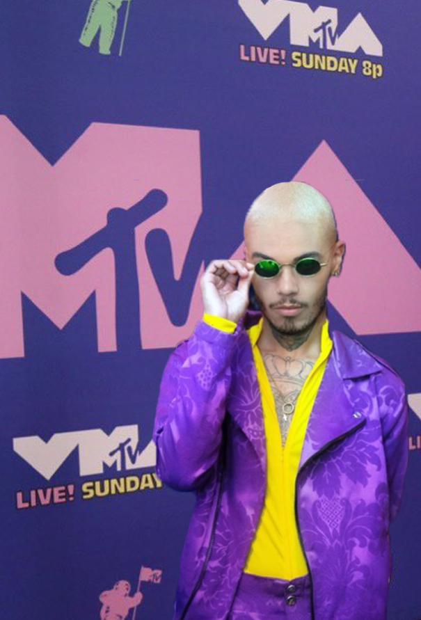 eleoMarcel0's tweet photo. Só o @oficialguigo pra impedir a Gaga de levar tudo no VMA #Guigolucifer https://t.co/mvycOrJ2A8