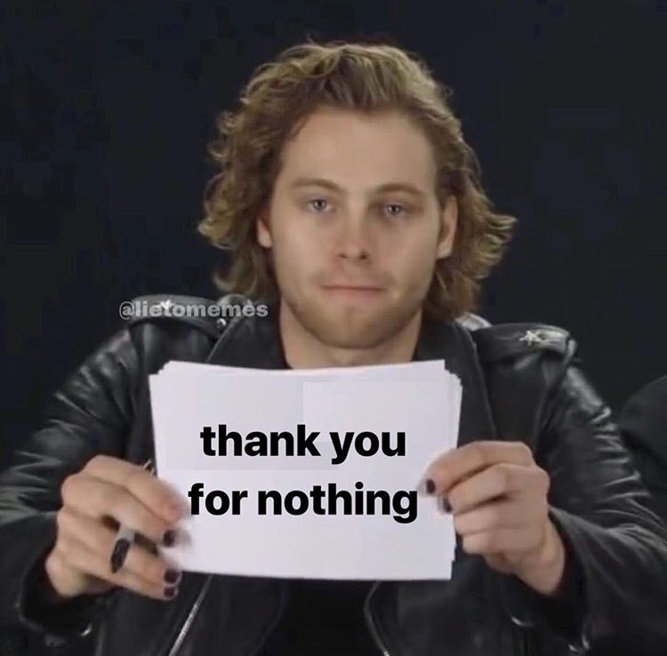 jenessuh's tweet image. not 5sos being fucked over once again #VMAsAreOverParty