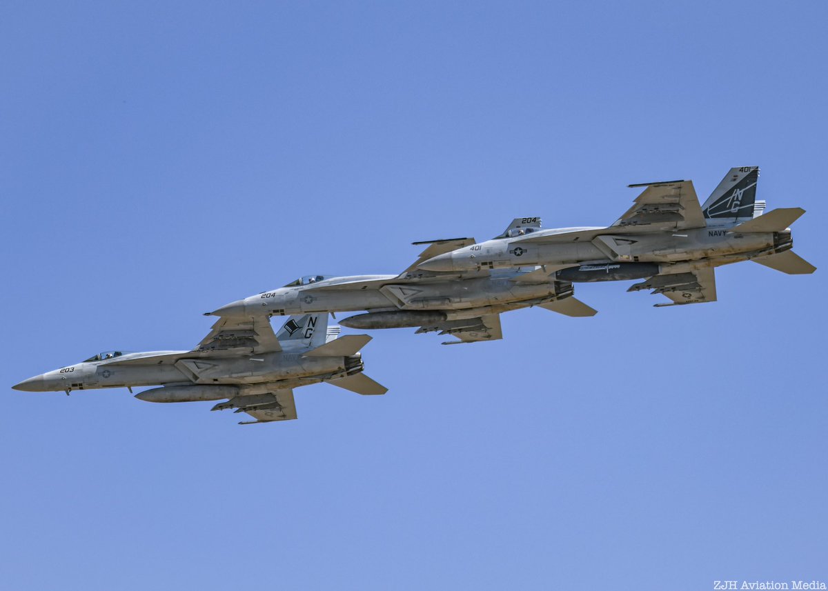 A 3-ship of Super Hornets inbound for the overhead break to land. #f18 #f18hornet #f18superhornet #vfa14 #vfa14tophatters #vfa151 #vfa151vigilantes #flynavy #lemooreairshow #aviationphotography