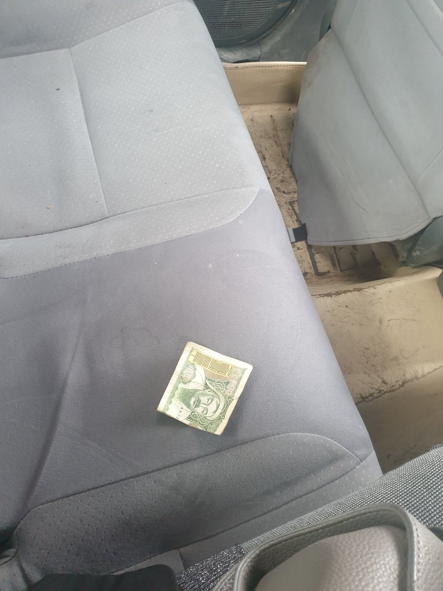 Таксинд мөнгө байж байхын. Нэвтрүүлгийн бичлэг ч юм билүү гэж бодоод авч чадахгүй л байна. Ямартай ч шинэ 7 хоног олзтой эхэллээ.