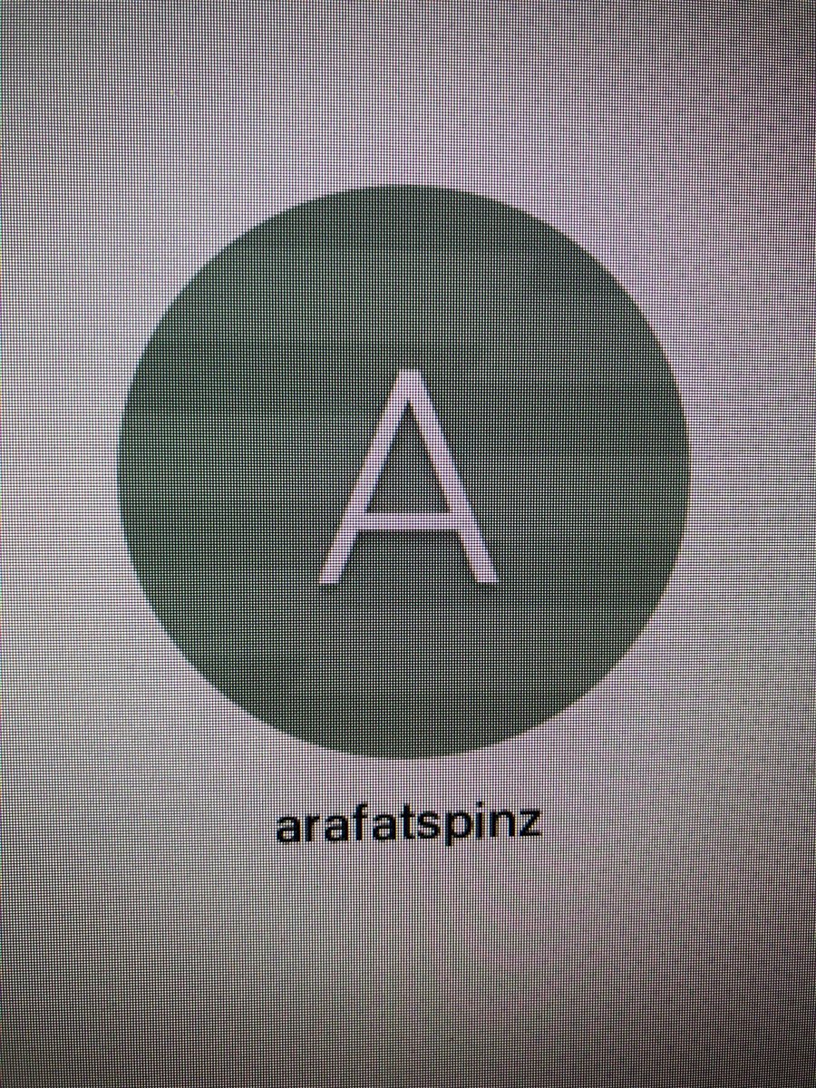 Good news, bad news....

Bad news- caught a flat this week and my tires are out of stock everywhere 😭

Good news- my #peloton finally arrived! 

Add me!  @ arafatspinz