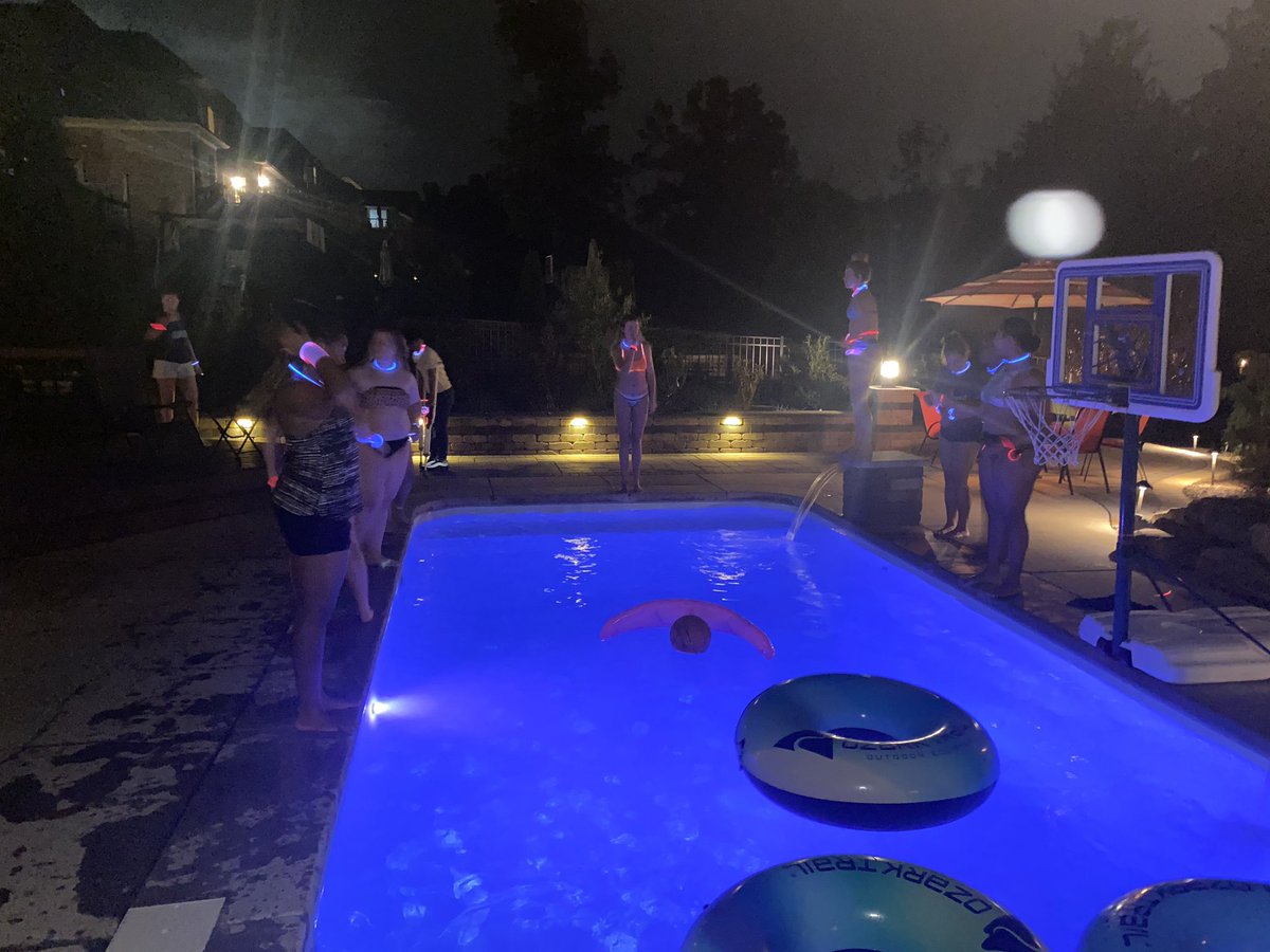 JrFeverMedia's tweet photo. About last night. Jr. Indiana Fever team bonding. Thanks to @Kemelgor  for hosting a wonderful party. All the girls and parents had a blast. https://t.co/NdEwrPZ5Hq