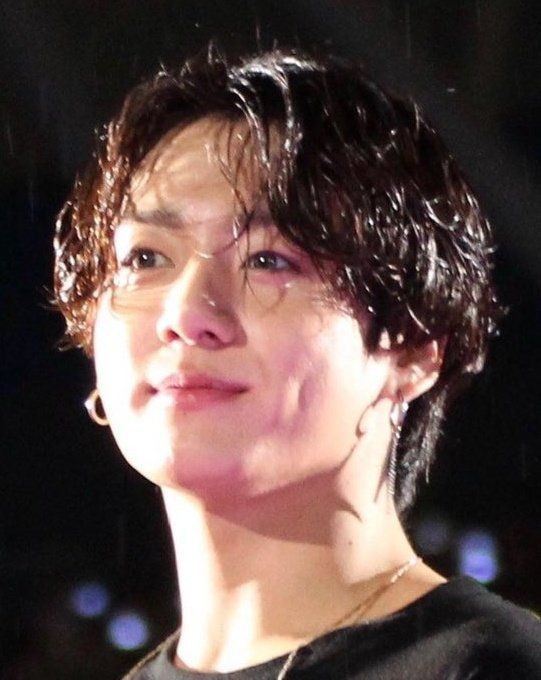 Jungkook's dimples - a thread before he turns 23