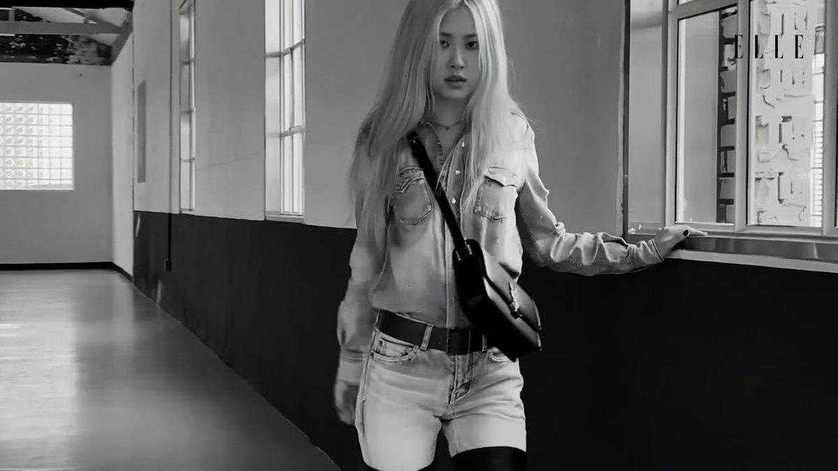 roseyzone's tweet photo. 200831 Be immersed in the moment where only ROSÉ existed | ELLE KOREA
➡️ https://t.co/ACiZ795jJy
Anthony Vaccarello's Saint Laurent Campaign #YSL32 Protagonist ROSÉ. The color black is enough for ROSÉ, who absorbs any color as her own. The first video is revealed.
#ROSÉ #로제 https://t.co/ZwcthvzVFR