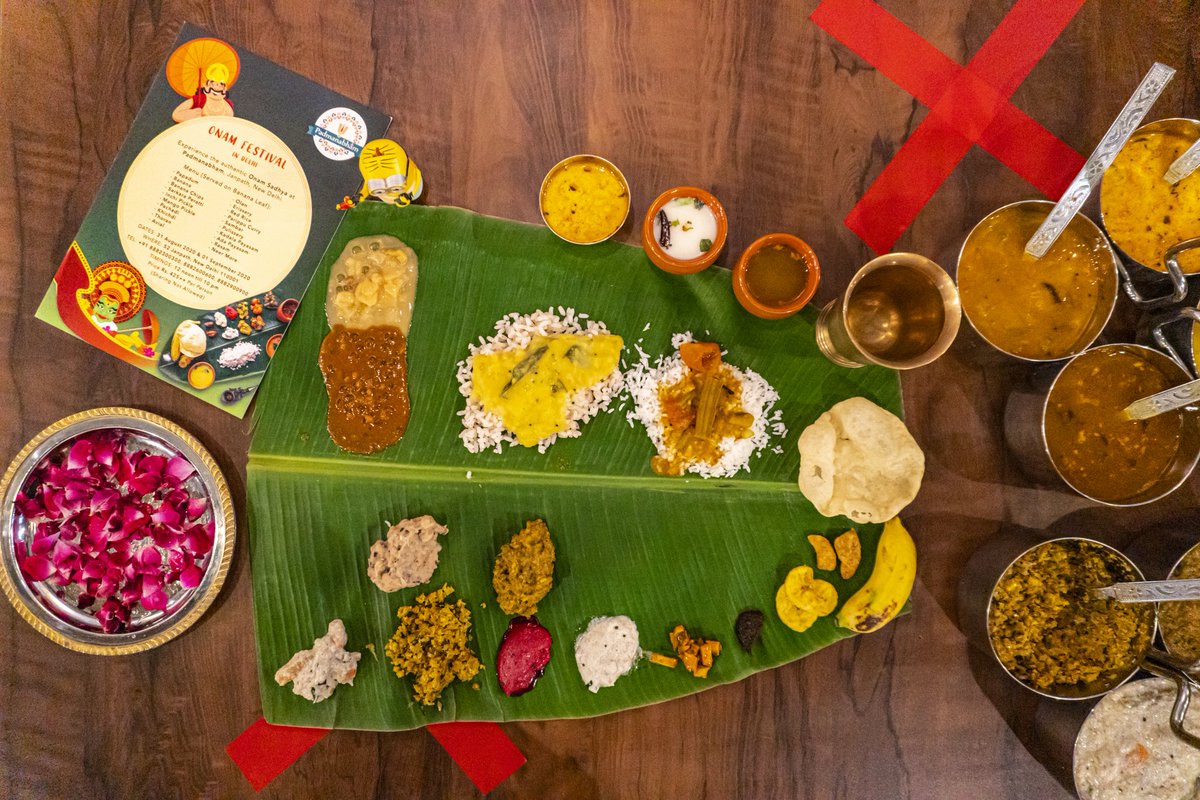 findamarok's tweet photo. #EkdamShaandaar wala experience at #Padmanabham #OnamSadhya #ConnaughtPlace
.
Sabhi doston ko aur unke pariwaar ko hamari taraf se #HappyOnam2020 🙏😊.

Naya Vlog Youtube Channel par a chuka hai, aap jaaye, dekhe sur bataye kaisa laga.
#FindAmarök 
#PadmanabhamJanpat
#Onam https://t.co/pb1GrduYz0