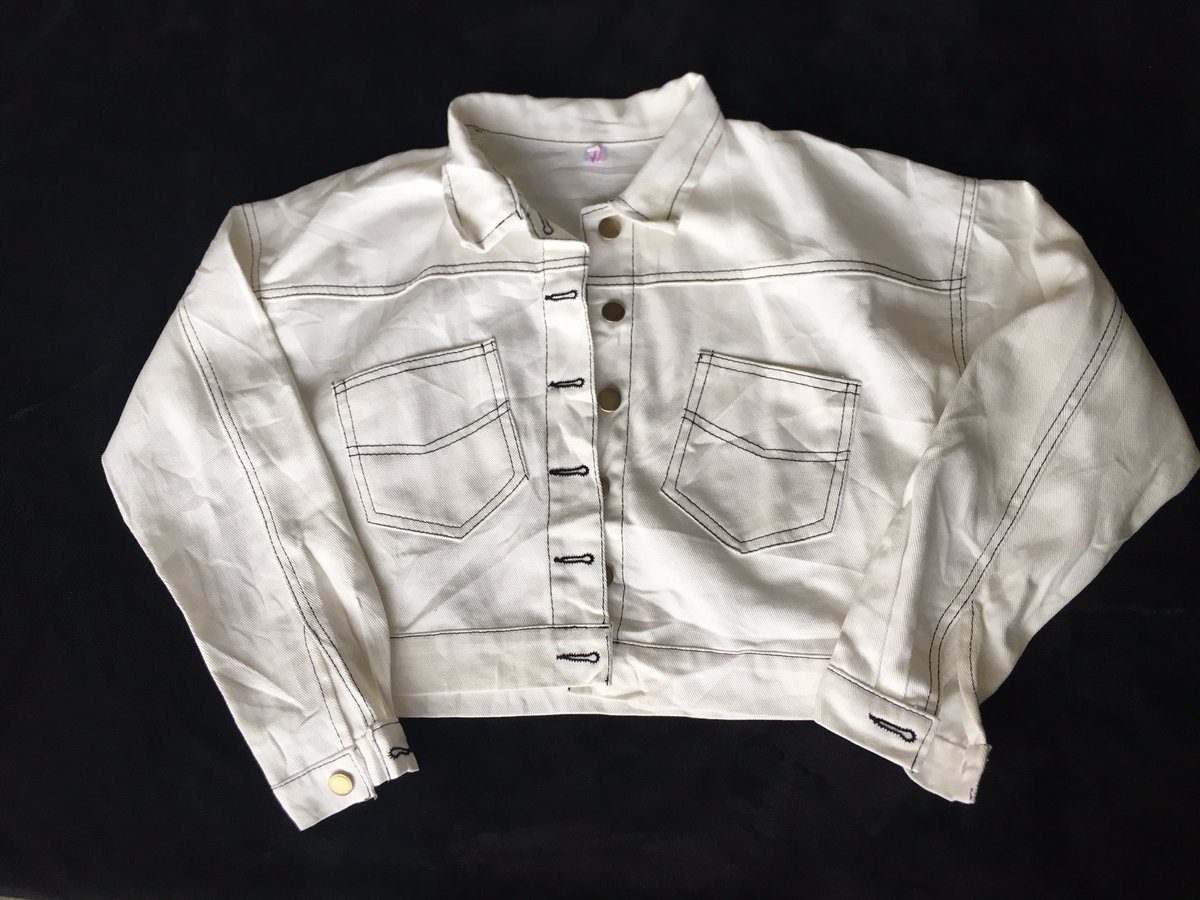 JoyNakandi's tweet image. Dear guys I sell nice thrift denim jackets and sweaters help me retweet my hustle my next customer might be on your tl.