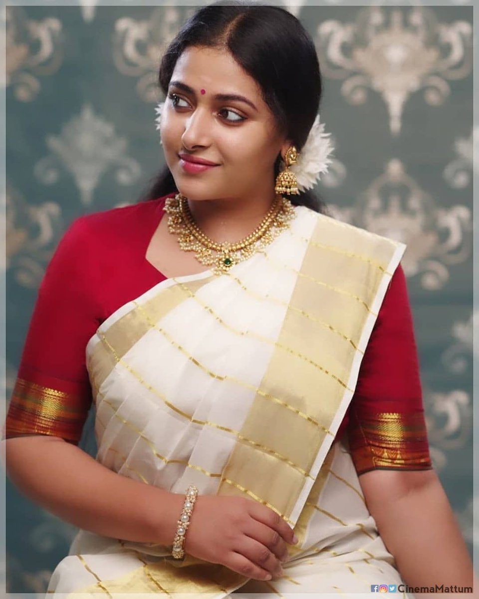 CMattum's tweet photo. #onamcelebration of
#anusithara😊 #ONAMwishesfrom #cinemamattumfamily &
#cinemamattum #happyonam #onamspecial #Onam #onamsaree
#HappyOnam2020 #Onam #Onam2020 #Onamwishes #onamsadhya #OnamFestival #onamvibes #OnamFestKerala #OnamSpecial #anu_sithara #anusithra #Anu #keralagirls https://t.co/qg6CNNStCW