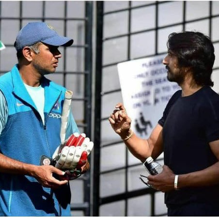 Ganimattar's tweet image. Yes we can #2MN tweets before 12PM
His guts make your nuts 🤘💥💥💥💥
#EminentKicchaBdayCDP
#Phantom 
#Kotigobba3 
#Kotigobba3Teaser