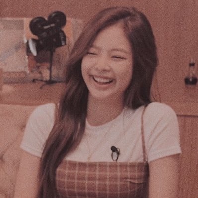 SARCAST1CSHAWN's tweet photo. Dejo unas imágenes de las pinks sonriendo para alegrarles la noche y mañana para algunos.
Recuerden ver KTL para llegar al billion que falta el pelo de una gamba y estar felices que hoy fue un gran día para ellas.
#BLACKPINK #BLACKPINK1STVMA https://t.co/5f474Ub5aa