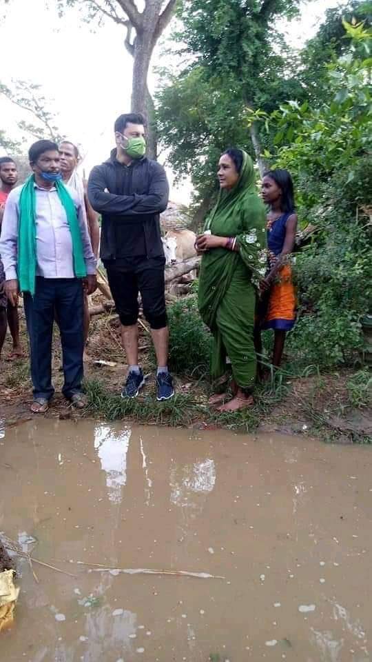 sanjay157393349's tweet photo. @AnubhavMohanty_ You are the true leader sir .Special Thanks from Manika Patana G.P Aul Block .And erlier we are faced many flood but Ex-MP Not even visited once in 10 years .But you did it in One year only  Proud of you sir 🙏 https://t.co/2OxpQ1kmGN