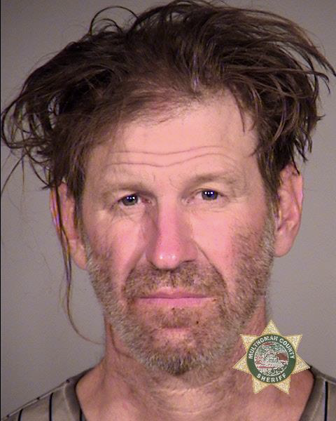 Arrested at the violent  #antifa vs Trump caravan clash in Portland, charged & quickly released without bail:Dave Campbell, 60  https://archive.vn/4fScI Davey Vincent aka Brian David Zier, 47  https://archive.vn/g4xpo  #PortlandRiots  #PortlandMugshots