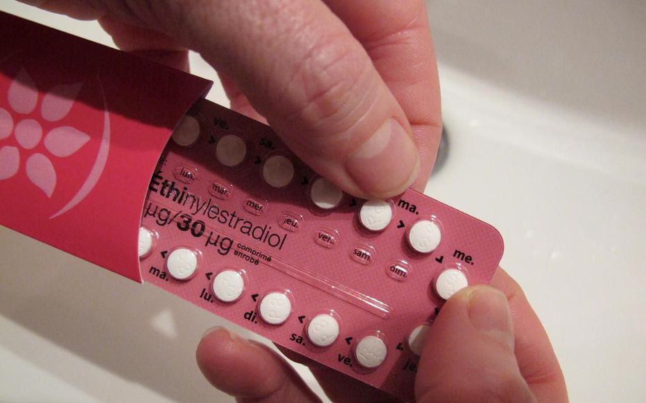 le_Parisien's tweet photo. La contraception est désormais gratuite pour les moins de 15 ans en France > 
https://t.co/Tb7ON4Pc5G https://t.co/gZ3vKCezg5