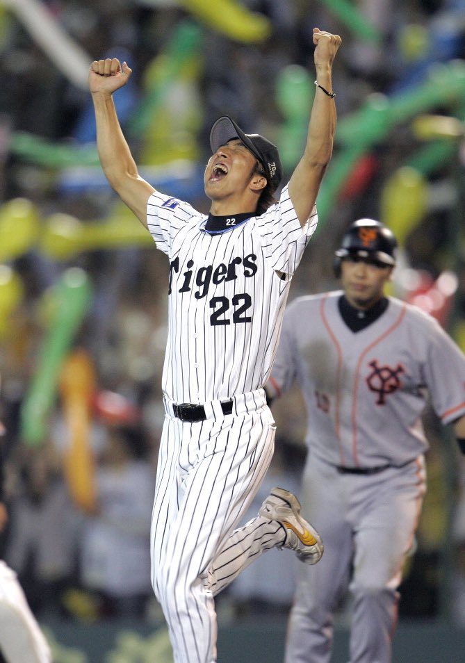 藤川球児引退とか寂しすぎる 本当にプロ野球生活お疲れ様でした たくさんの感動ありがとうございました 一番思い出があるのは オールスターの時 のカブレラとのオールストレート勝負で三振取った時です ツイレポ 藤川球児引退とか寂しすぎる 本当にプロ野球生活お疲れ様でした たくさんの感動ありがとうございました 一番思い出があるのは オールスターの時 のカブレラとのオールストレート勝負で三振取った時です ツイレポ