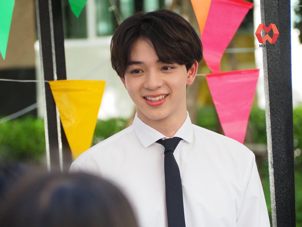 GogutoKaka's tweet image. วันนี้อาจจะเรียน​ อาจจะพักผ่อน​ อาจจะซ้อมร้องเต้น​ อาจจะถ่ายงานอื่น​ จะอะไรก็แล้วแต่ขอให้วันนี้ทั้งวันเป็นวันของเธอนะฮัฟ😘
#บาสเด็กอ้วนที่แท้จริง #dunromch
@dunromch @basjtr