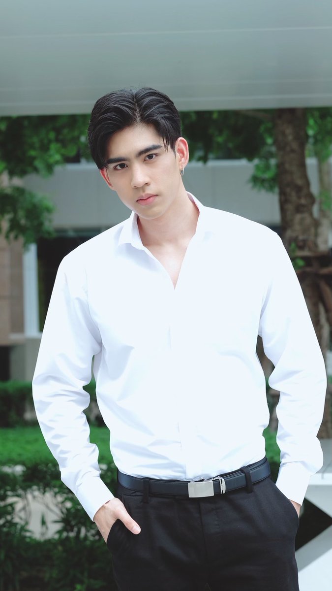 GogutoKaka's tweet image. วันนี้อาจจะเรียน​ อาจจะพักผ่อน​ อาจจะซ้อมร้องเต้น​ อาจจะถ่ายงานอื่น​ จะอะไรก็แล้วแต่ขอให้วันนี้ทั้งวันเป็นวันของเธอนะฮัฟ😘
#บาสเด็กอ้วนที่แท้จริง #dunromch
@dunromch @basjtr