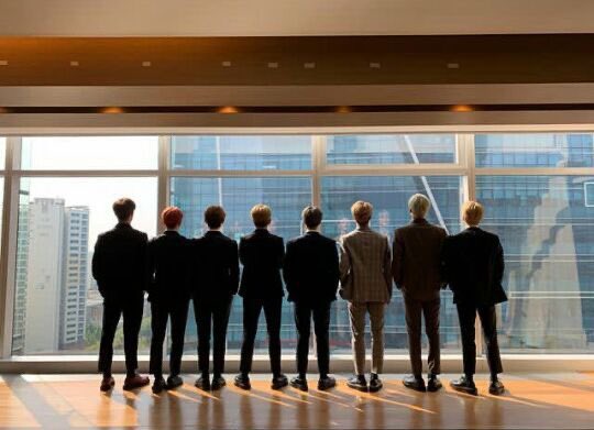 A thread of  @ATEEZofficial on why they are living up to the title as one of the “4th Generation Leaders”, below are receipts to their small steps with big impact.  #ATEEZ    #에이티즈    #FEVER_Part_1  