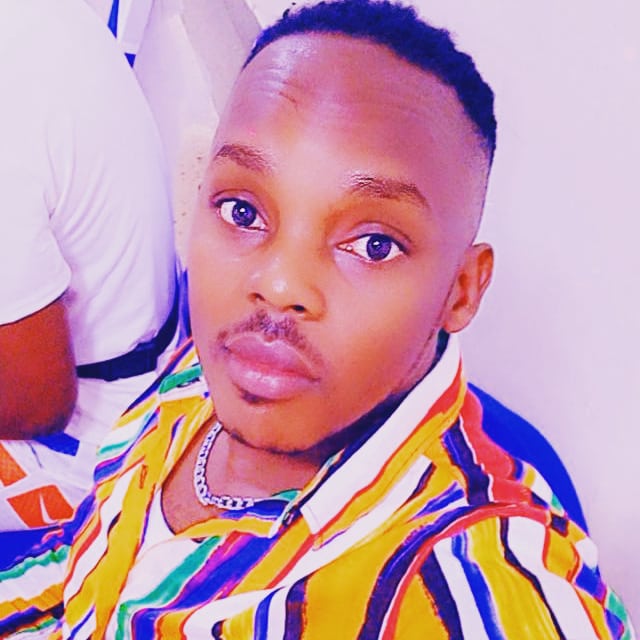 princeliam22's tweet photo. Blessed week to you all.@princeliam22 @HinduNasir2 @sophiekshelbie @djmaliktaban @Kauthara6 @FitTinah @AzawiOfficial @LuleArafat3 @RhodaKug @PaperScoler @Ja_Mylah98 https://t.co/ikQTgurOkM