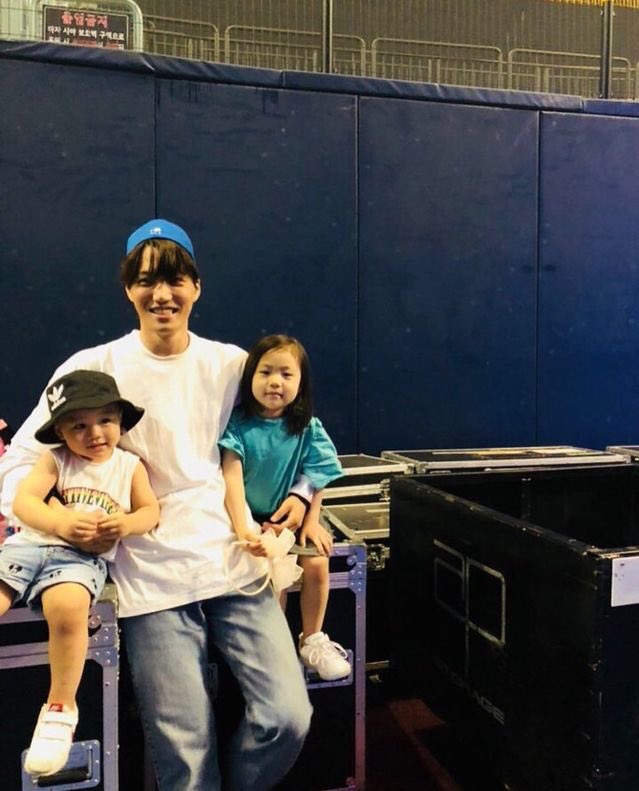 you love seeing him with kids ofc