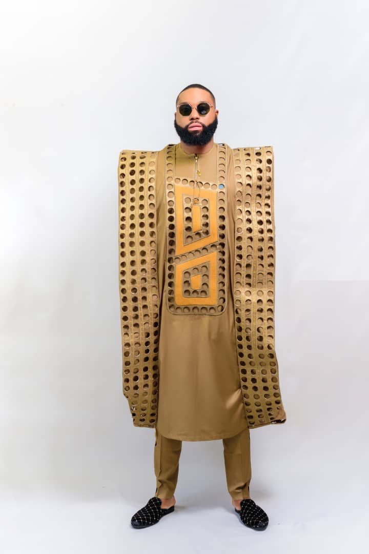 drillfitt_'s tweet photo. Drillfitt agbada #Drillfitt #pasketseason #webuildingalifestyle https://t.co/se099hUC0n