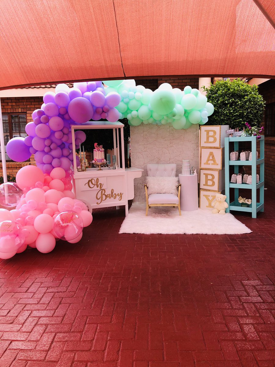 It’s a girl drive-by babyshower. Pastels were order of the day 💜💜

#tulipevents #drivebybabyshower #pastel #balloongarland #candycart #eventplanner #luxuryevents