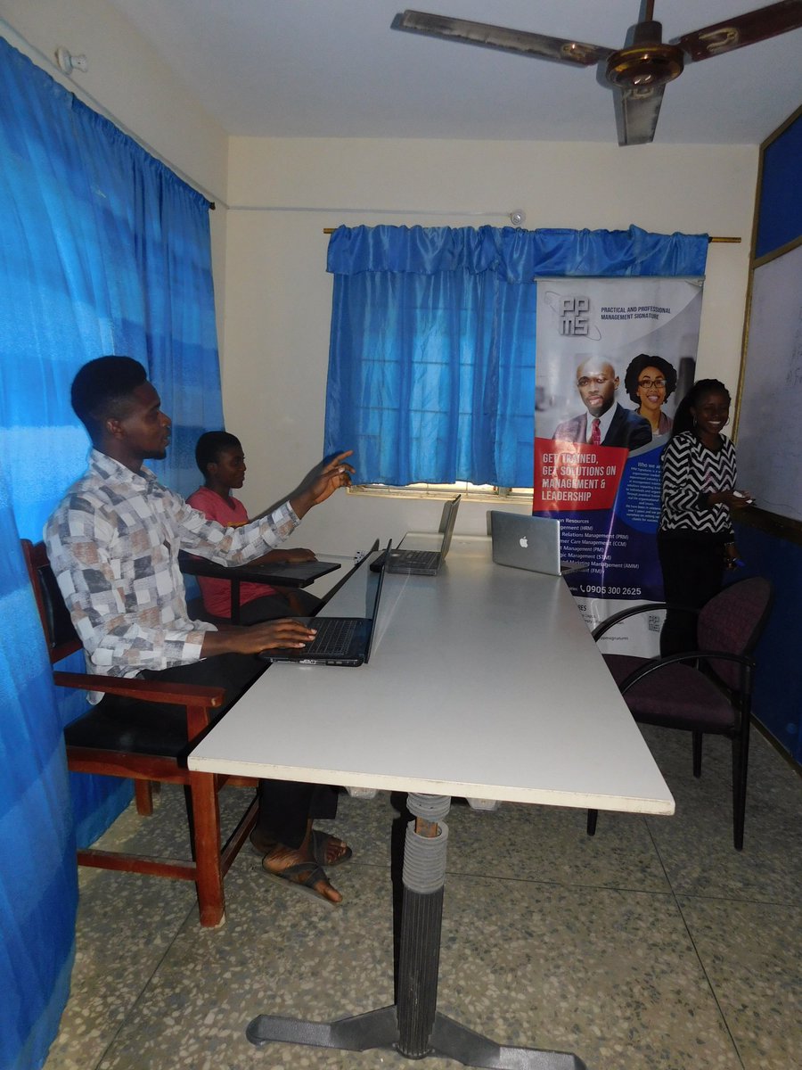 Buildspaceng's tweet photo. You have a business to run and we want to let you do that.

Come in and focus on what’s really important for your business while we take care of the rest.

Give us a call today and reserve your space.
08137268964

 #buildspace #workspace #officespaceibadan #startup #ibadanstartup https://t.co/pUZE3PbRAG