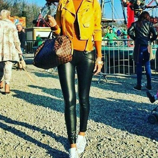 GotitSeeit's tweet photo. The perfect faux leather leggings to complete your Fall look!  FREE SHIPPING!  https://t.co/DfJSPZYwGo #leggingsaddict #leggings #fallfashion https://t.co/ZHjDoQDHQ3
