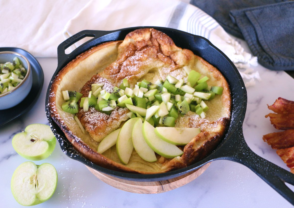 I’ve got lots of good news to share with you. For starters, Dutch baby pancakes taste SO good. They’re sweet, buttery, and almost melt in your mouth. On top of that, they are sooo easy to make!

megakiwifruit.com/post/dutch-bab…