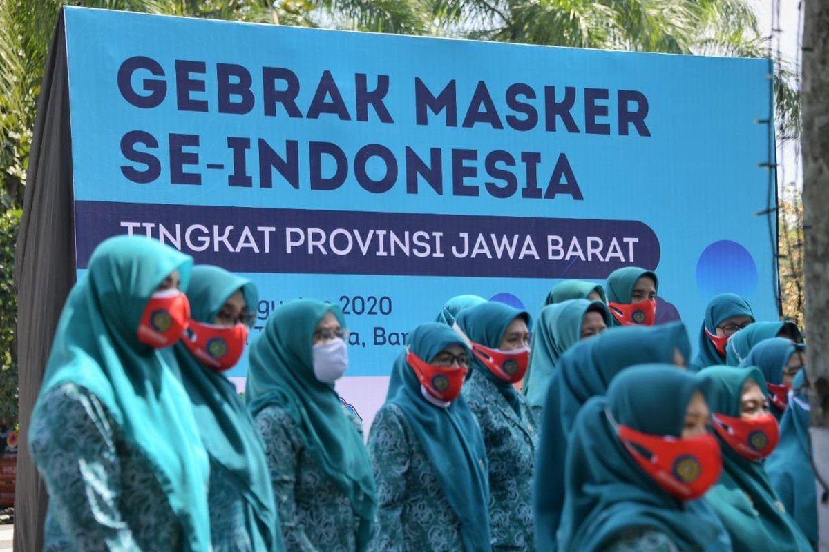 Dgn adanya GEBRAK MASKER  diharapkan dpt secara bersama-sama memutus rantai penyebaran COVID19 
💥OPEN PROMOTE💥
#MutualMilenial

Follow 👇
@mienz65
@zteveen_ajuss

CC
<a href="/TheArieAir/">Arie Dirgantara</a> 
@tjhinfar21 
<a href="/wiwikherma/">Wiwik Hermawati</a> 
<a href="/LILApama2011/">E L I S Y A</a> 

🔃 ❤ Rep
#MutualMilenial
GEBRAK MASKER
#programfolback