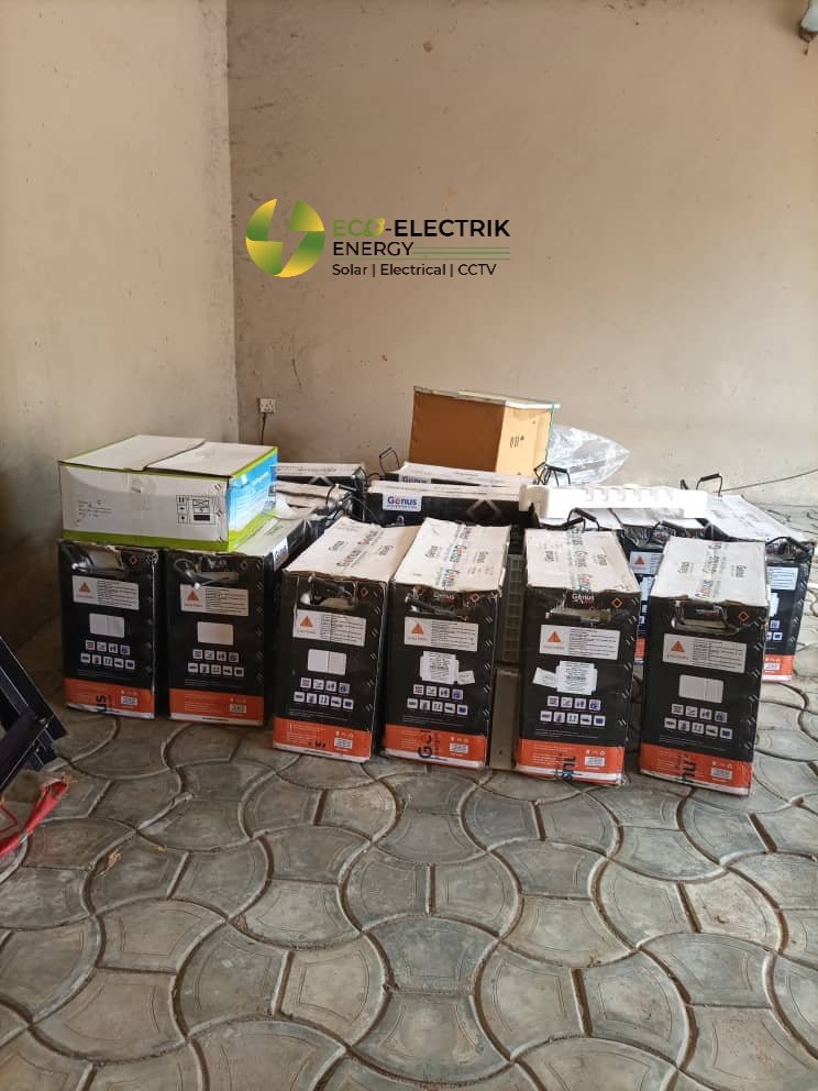 Ecoelectrik's tweet image. 10kva solar system Installation: 10kva/180volts Inverter, 15*220ah wet cell tubular batteries, 32*325watts solar panels..
@Ecoelectrik 
#GoGreen 
#renewable