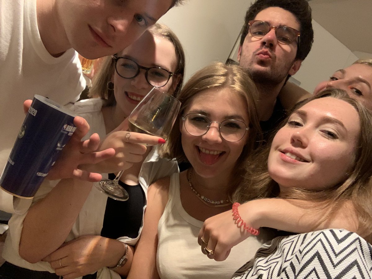 dariatrukhan's tweet photo. ČVUT fam 🖤🔗 https://t.co/sGzih5ZGMF