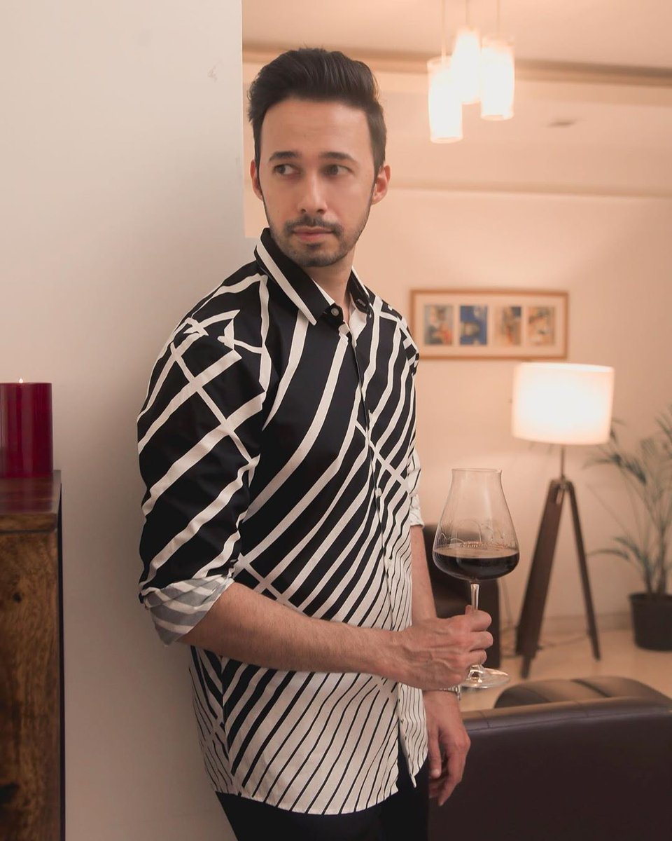 CollectiveIndia's tweet photo. #TBT to the weekend by @rizwanbachav: All set for Saturday night in my @hugo_official black striped shirt! Who is joining the party at home? @collectiveindia #TheCollective #IamHUGO #LoungeAndLeisure #StyledAtHome #FeelGoodWithTheCollective #NewNormal #instagood https://t.co/1EgyPVQuy6