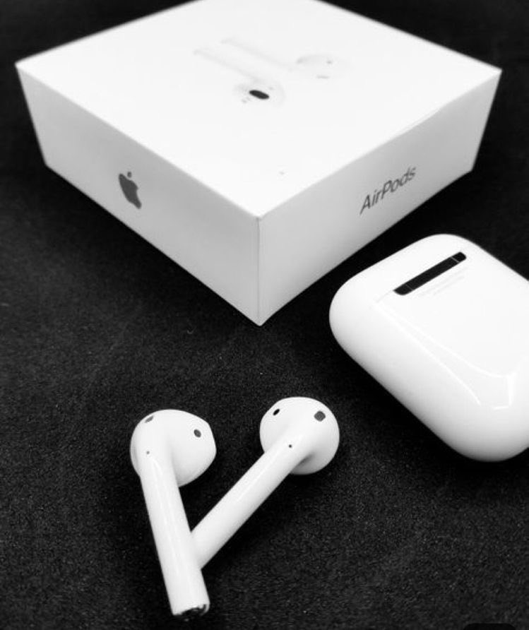 helping a friend | help retweetig: @/bangtan.chinguuAirpods 2nd gen premium quality 2,000php only!with free BT21 clear caseAPPLE AIRPODS 2 Premium CopyInclusions:ManualCableBoxDM to order/detailswts lfb bts ph 