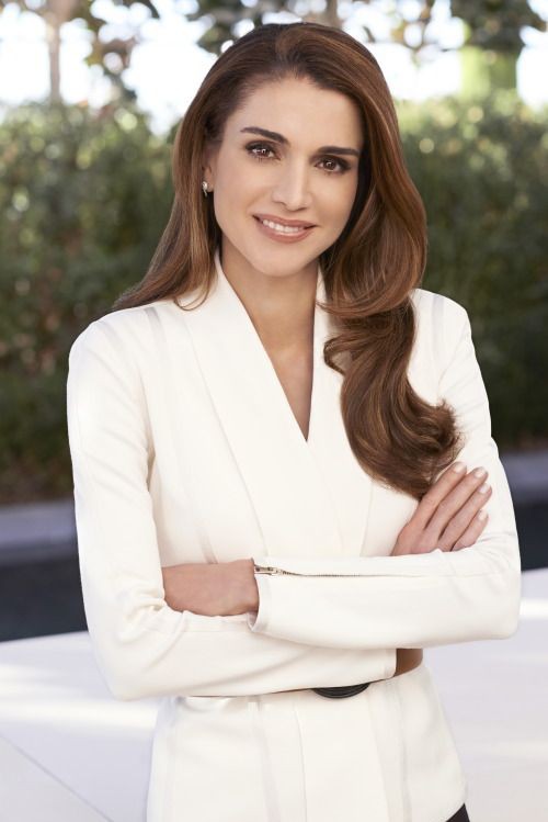 Happy 50th birthday to the one of the most stylish Queen that I\ve ever known, Queen Rania of Jordan 