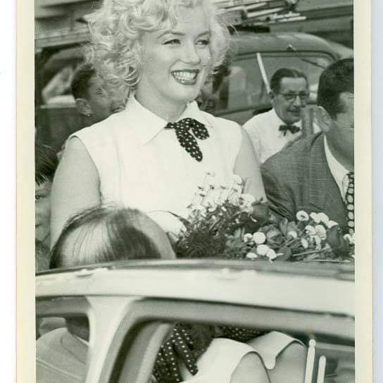 Clubpassionmar2's tweet photo. #marilynmonroe #clubpassionmarilyn #1952 #atlanticcity #claridgehotel #missamericapageant https://t.co/jU9KeQOlcA