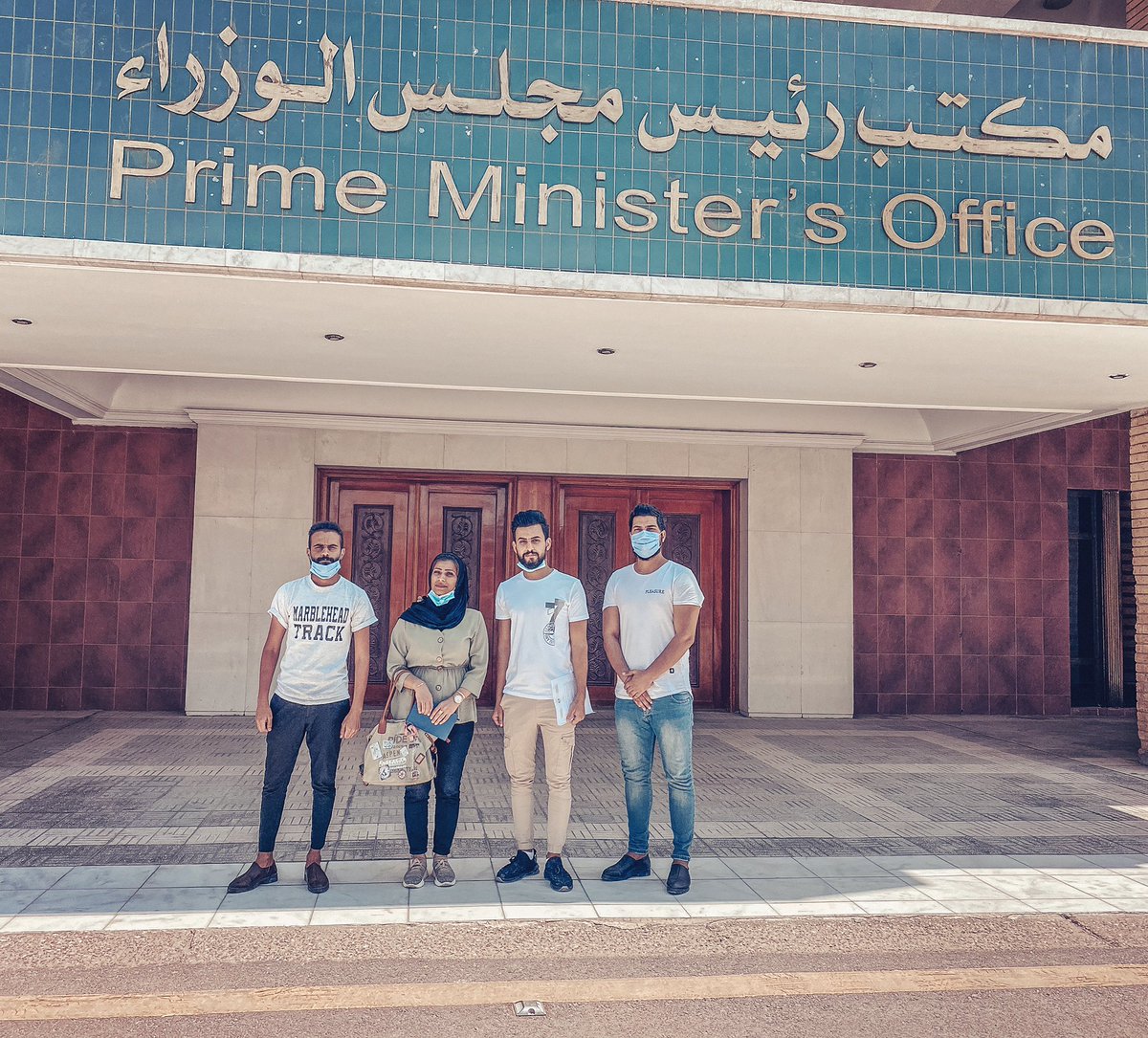 ___9ah's tweet photo. الى معالي وزير الصحة المحترم 

وعدتنا سابقاً بحلول ترفع الظلم عن العلوم 
ولكن لحد الان لايوجد اي شيء 
مجرد حجة للتخطيط بكتاب التفسير 
لكسب بعض الوقت 
لذلك نطالبكم بالاسراع 
بتحديد نسبة من التعينات 
واطلاق الاستمارة
@TemimiHassan 

#تعديل_التدرج_لايحتاج_تفسير https://t.co/nZUx4dbmuN