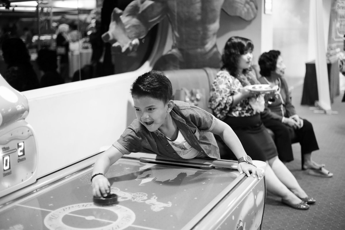 [#Throwback] A kid is happy to play around on Tropical Paradise New Years Event

#astonmakassar #troparday #newyears #readyfornewyears