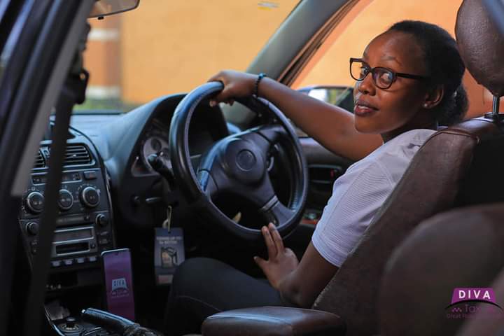 Hello, Tweeps! 
We're Diva Taxi - your new lady-driven city ride on the scene. Download the Diva Taxi app today from the Google PlayStore  here 👉🏾 play.google.com/store/apps/det…

#GreatRideGreatLife