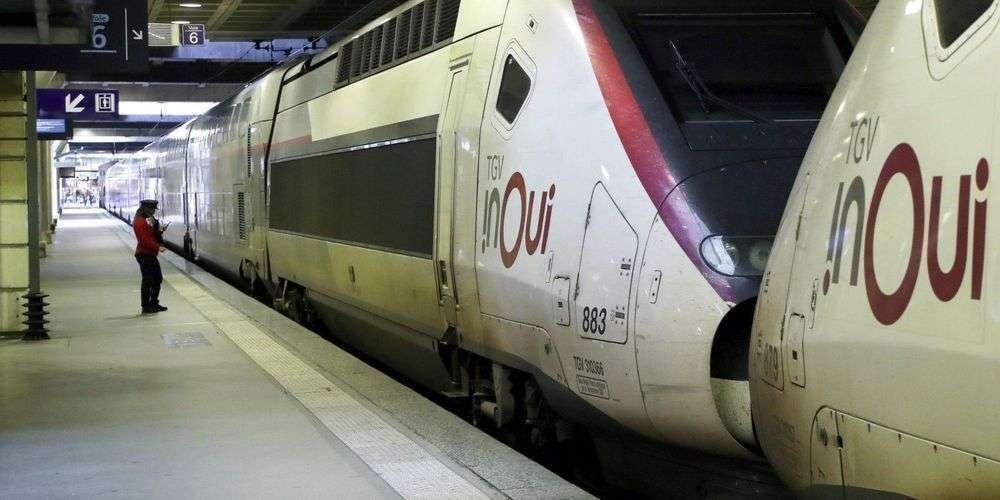 ParisMotch's tweet photo. SNCF. Un passager finalement sorti du #TGV8538 raconte son malheur : "je regrette surtout de ne pas avoir vu mes enfants grandir" https://t.co/OukpkgnH1D