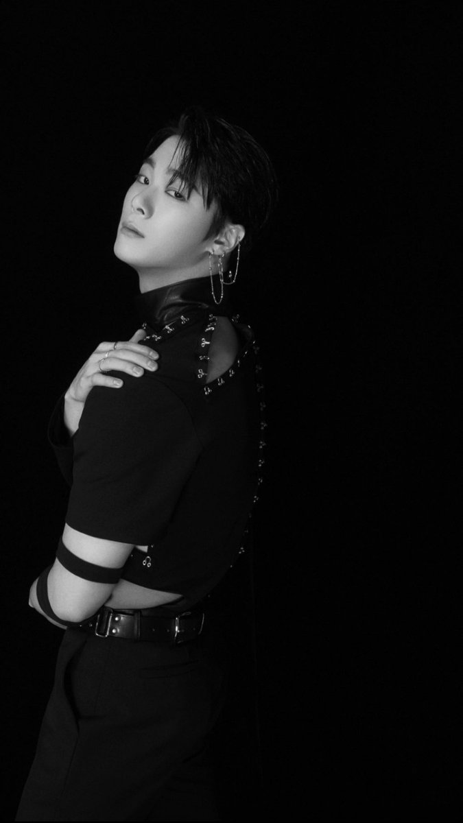 moonbinhbrg2's tweet image. 🔥 Moon Bin x Sanha 🔥

#BadIdea #FadeInFadeOut #Astro 
#MoonBin #Sanha #어스트로 #문빈 #산하 @offclASTRO