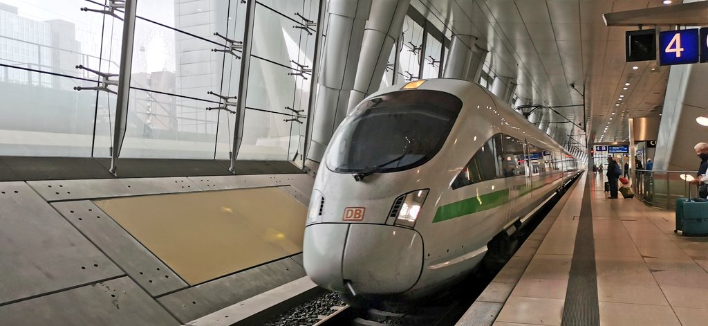 MultimodalT's tweet photo. Mit dem #ICE1559 der @DB_Bahn von Frankfurt(Main) Flughafen nach Leipzig Hbf

#fernverkehr #mobilität #googletransit https://t.co/FLR8mz4Bcc