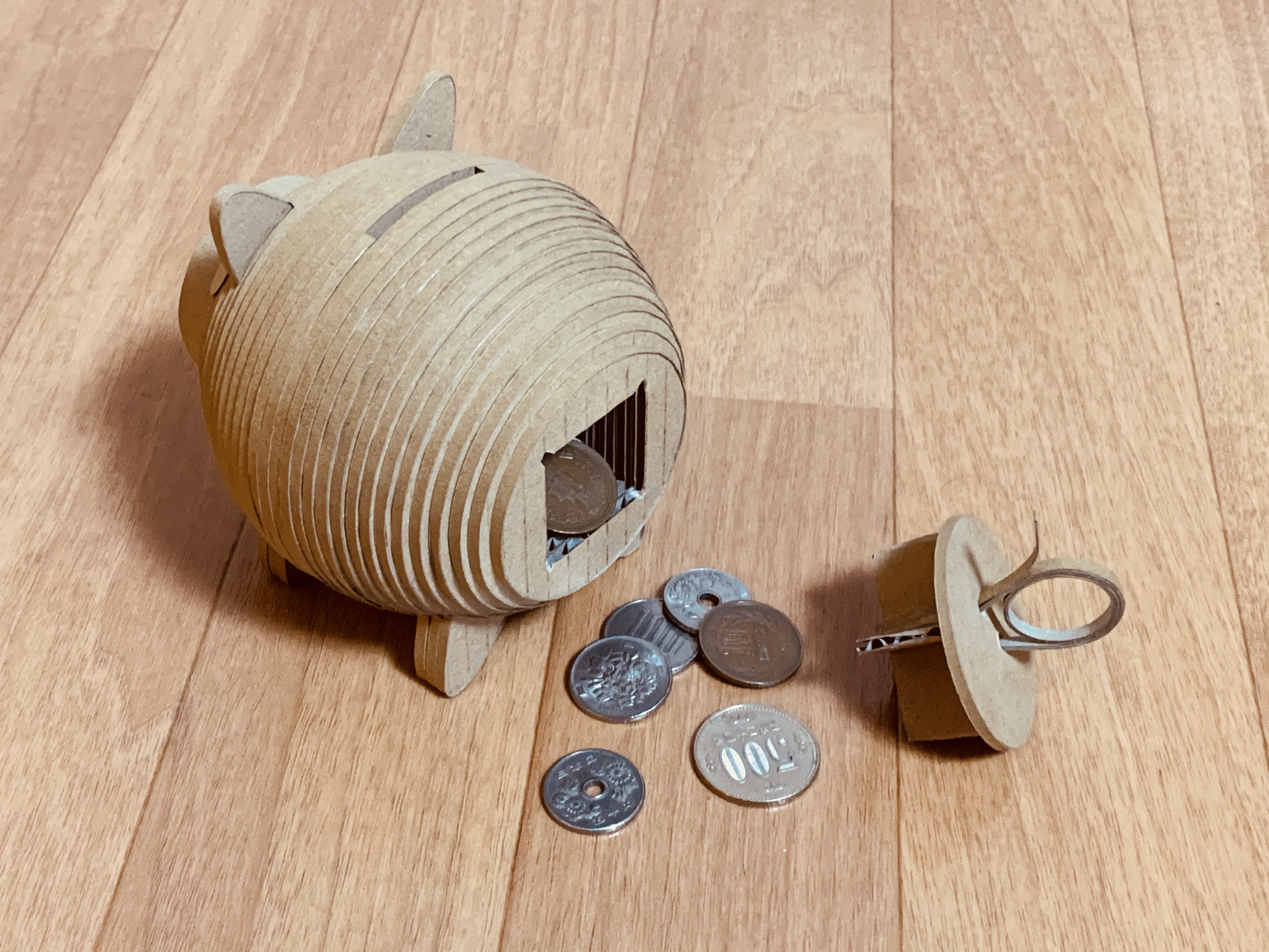 ٹوئٹر うぷあざ棟梁 ダンボール工作 ٹوئٹر پر 夏休みの自由工作といえば貯金箱 ダンボール工作本 7日間でできる世界一美しい ダンボールクラフト は9 2発売 あれ 今日は夏休み最終日 9月って ダンボール工作 7日間でできる世界一美しいダンボール