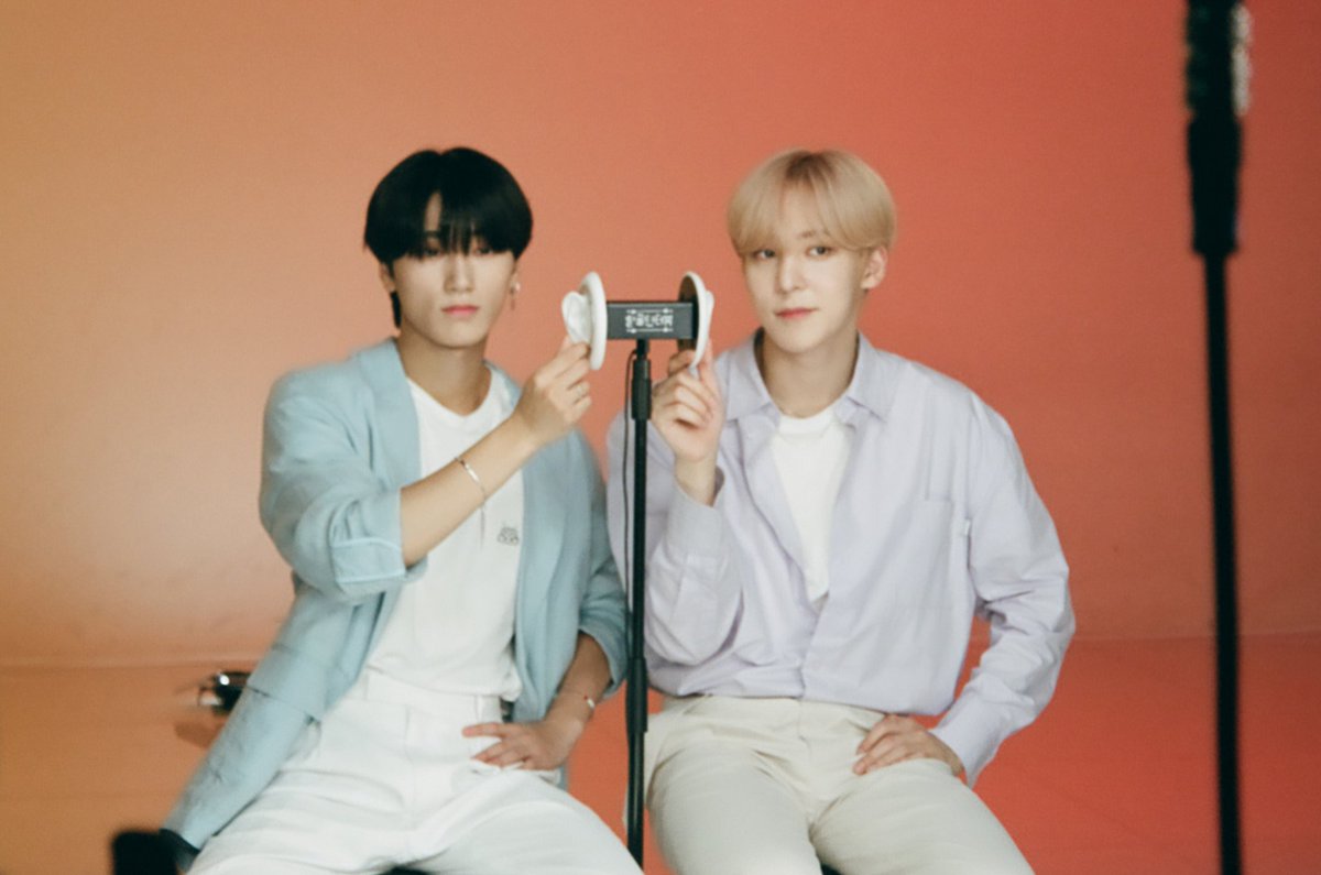 ChoiSanSpain's tweet photo. [📸: 280820 #San y #Yunho HD | Tingle Interview ASMR ver.]

Cr: M2MPD 

#ATEEZ #에이티즈 #최산 #산 #FEVER_Part_1 #INCEPTION #THANXX @ATEEZofficial https://t.co/xZd64bGmsN