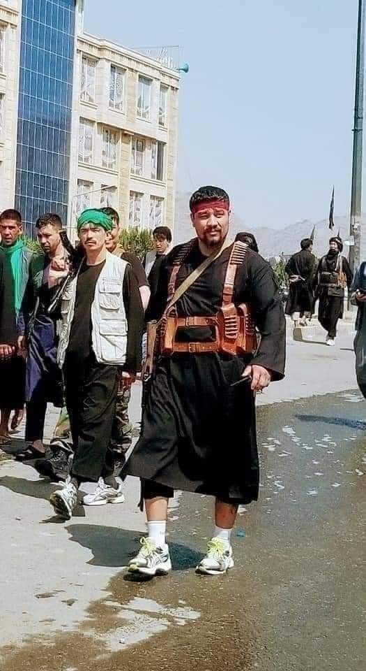 moutenyana_want's tweet photo. جانب من الشباب الحسيني في كابول و ضواحيها الذين تكفلوا حماية المعزين المواكب الحسينية و المساجد و التكايا و الحسينيات خلال أيام عاشوراء خوفا من اي هجوم من التكفيريين 
حماكم الله و عظم الله لكم الأجر 
عهد يا زهراء ما ننسى حسيناه
لبيك ياحسين
#موطني https://t.co/zhxQD6W68p
