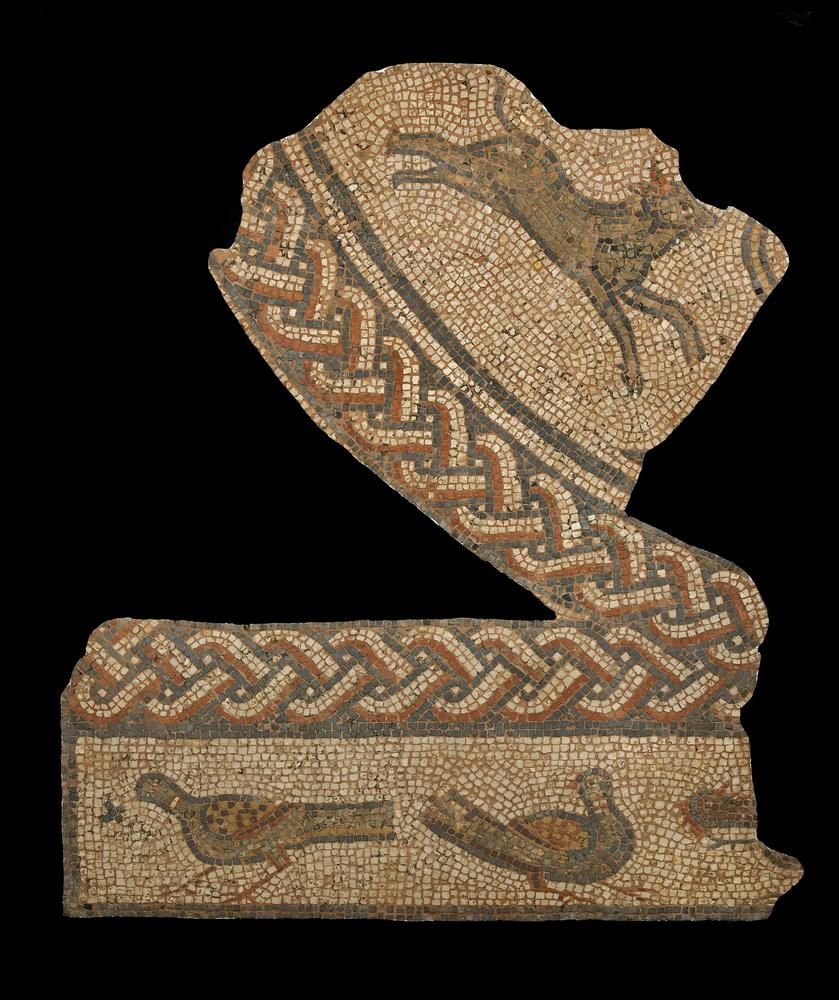 4 surviving fragments of the Orpheus mosaic from Withington Gloucs were given to the  @britishmuseum in 18123 depict animals familiar to a Romano-British audience: a bull, a dog, a boar, a deer, 2 cockerels and 4 dovesImages © The Trustees of the British Museum #MosaicMonday