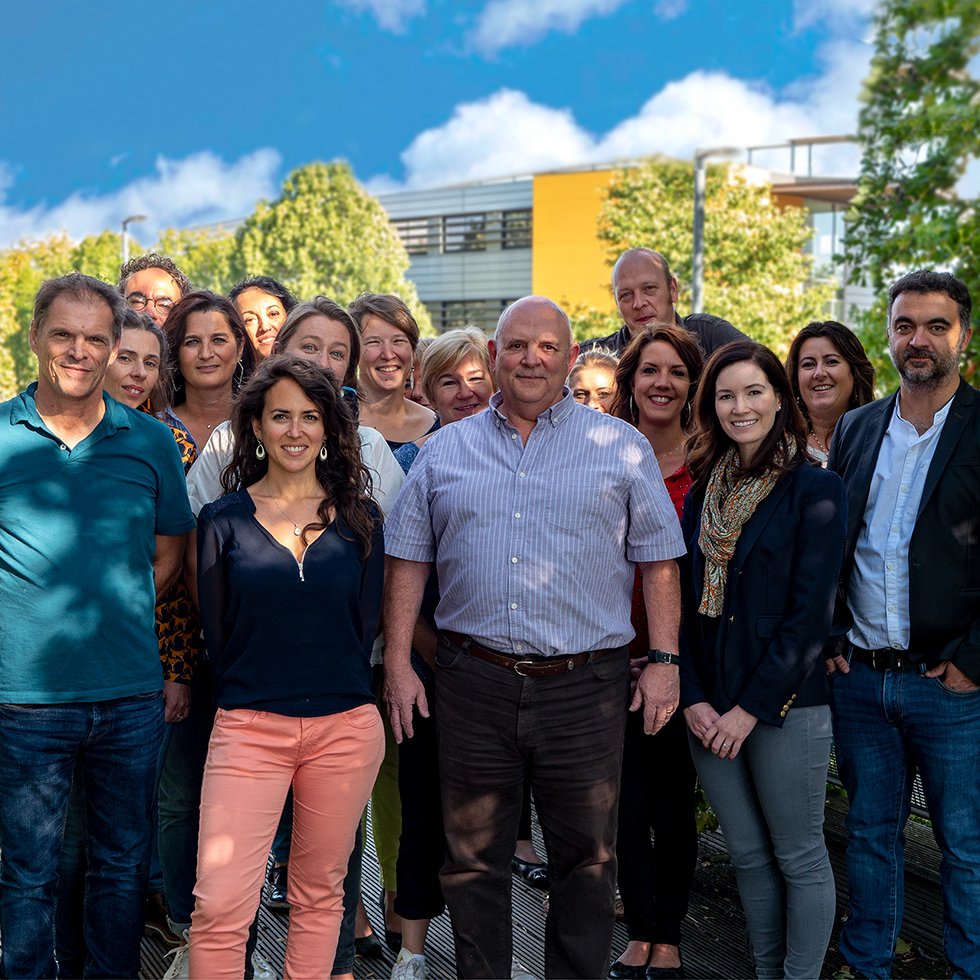 Metaformlangues's tweet photo. Chez Metaform, chaque formateur est sélectionné sur ses compétences linguistiques, pédagogiques et son savoir-être.
Ca vous dirait qu'on vous les présente ?
#anglais #formationlangues #formationenlangues #easyenglish #testanglais #cpf #toeic #bright #metaformlangues https://t.co/ZKqO8hgrpT