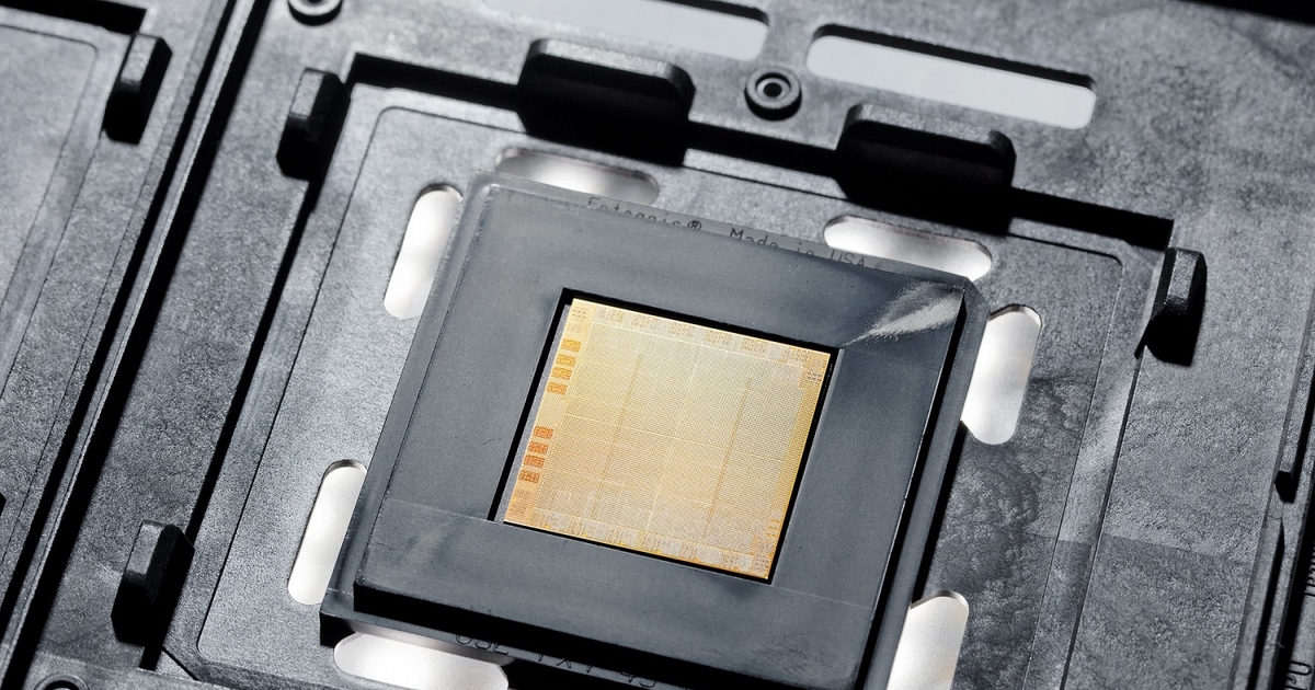 IBM announces next-generation <a href="/IBM/">IBM</a>  POWER10 processor
The new CPU has been co-optimised with <a href="/RedHat/">Red Hat</a>  #software for #enterprise hybrid #cloud
 zcu.io/fcNT
